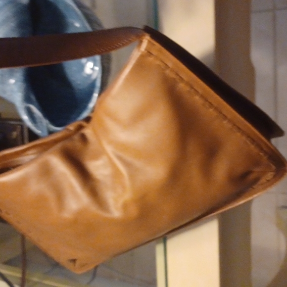 ONLY 1 LEFT RARE Vintage Coach WEST END HOBO BAGS in my Closet Visit @lorac2015